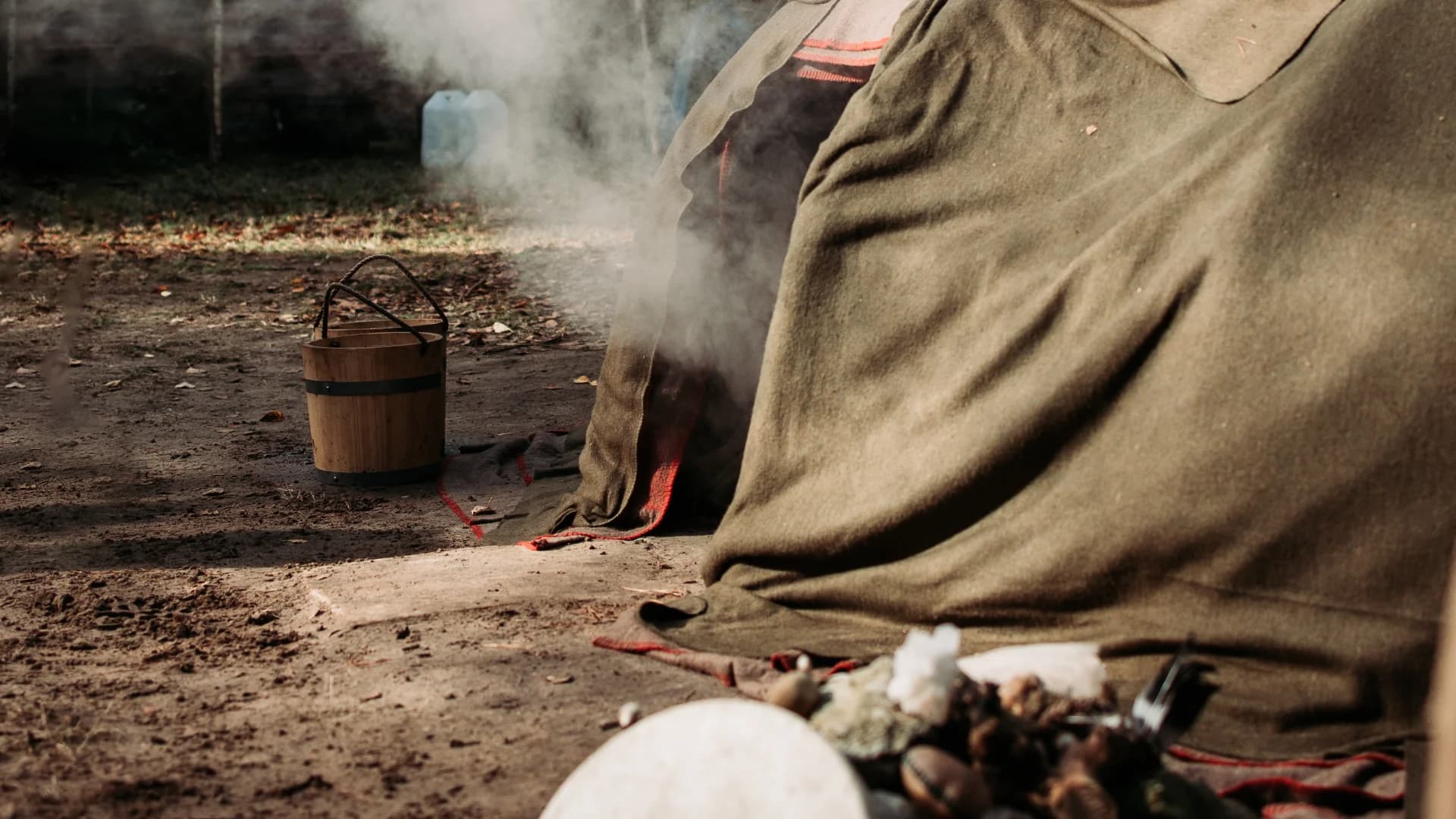 Voorbereiding op een zweethut ceremonie